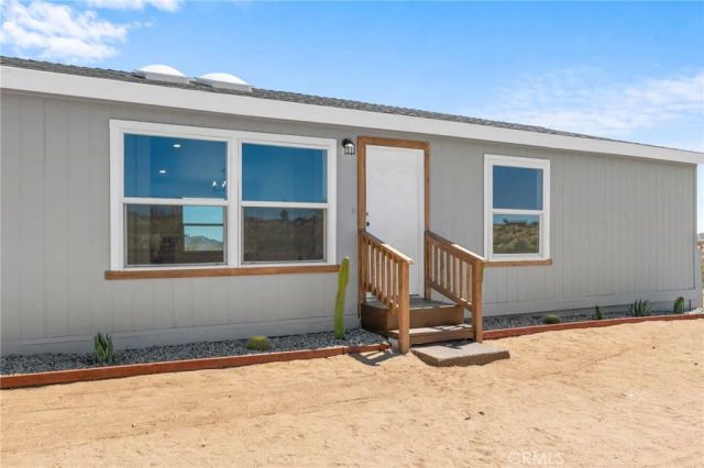 363 Delgada Avenue, Yucca Valley, CA 92284