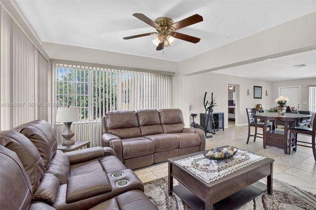 3221 Auburn Boulevard, Fort Lauderdale, FL 33312