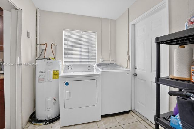 3221 Auburn Boulevard, Fort Lauderdale, FL 33312