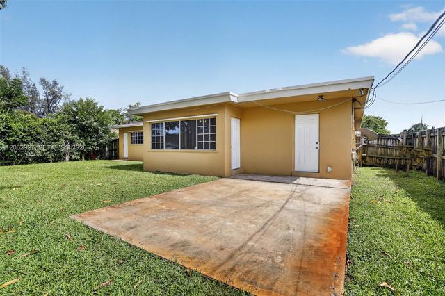 3221 Auburn Boulevard, Fort Lauderdale, FL 33312