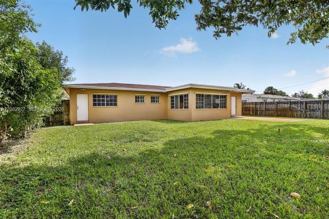 3221 Auburn Boulevard, Fort Lauderdale, FL 33312