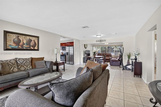 3221 Auburn Boulevard, Fort Lauderdale, FL 33312