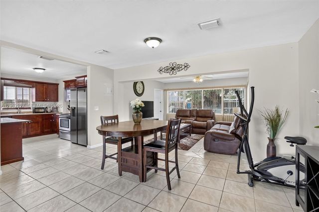 3221 Auburn Boulevard, Fort Lauderdale, FL 33312