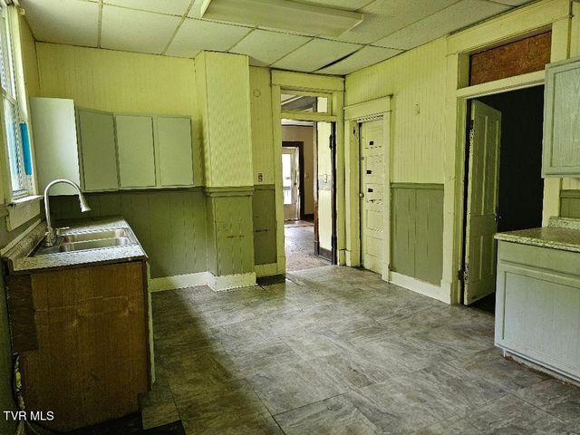 2104 Exeter Road, Appalachia, VA 24216