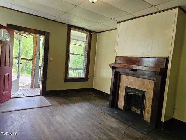 2104 Exeter Road, Appalachia, VA 24216