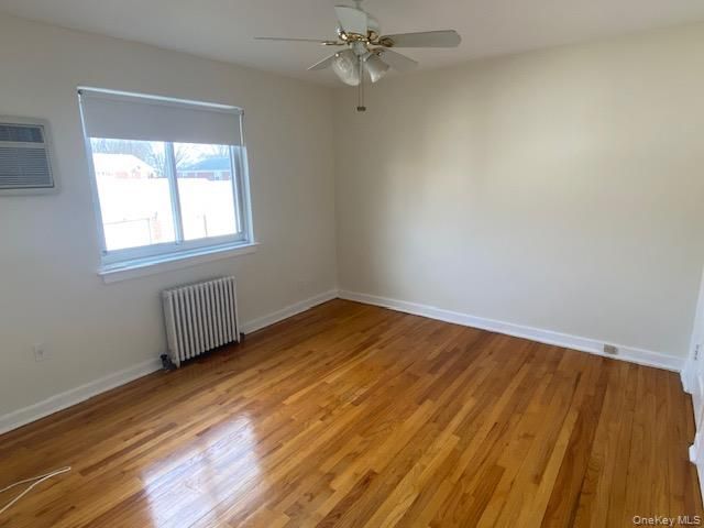 264-14 73rd. Avenue 1st fl, Glen Oaks, NY 11004