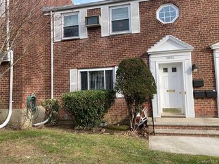 264-14 73rd. Avenue 1st fl, Glen Oaks, NY 11004