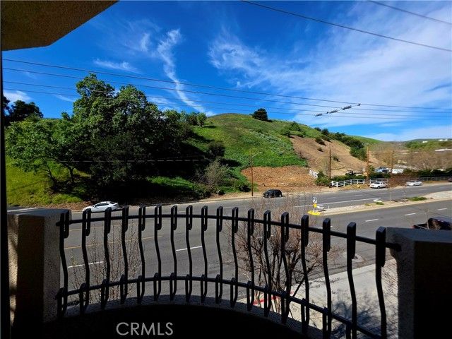 5340 Las Virgenes Road 1, Calabasas, CA 91302