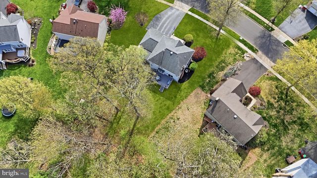 327 ABBEY LN, Lansdale, PA 19446