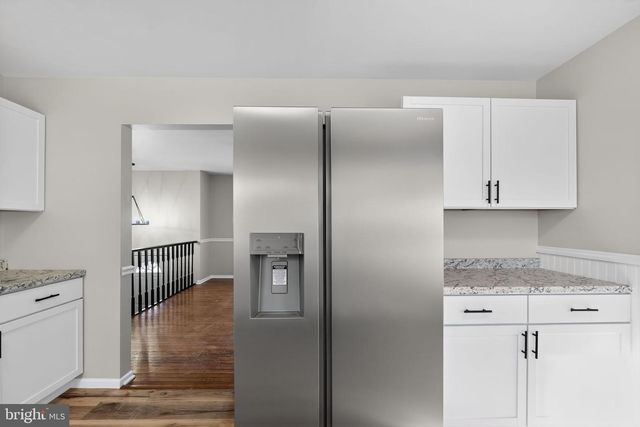 92 VEGAS DR, Hanover, PA 17331