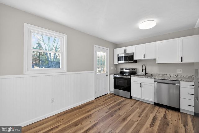 92 VEGAS DR, Hanover, PA 17331