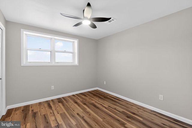 92 VEGAS DR, Hanover, PA 17331