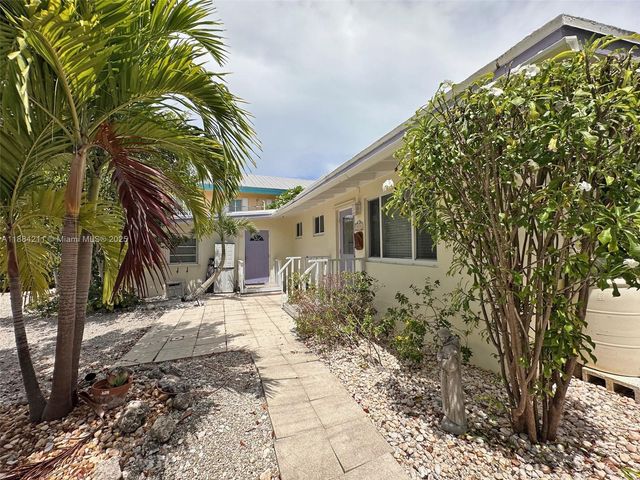 319 Woods Ave, Plantation Key, FL 33070