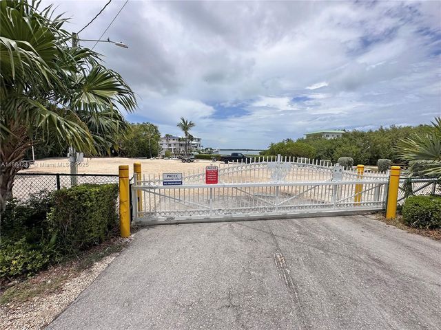 319 Woods Ave, Plantation Key, FL 33070