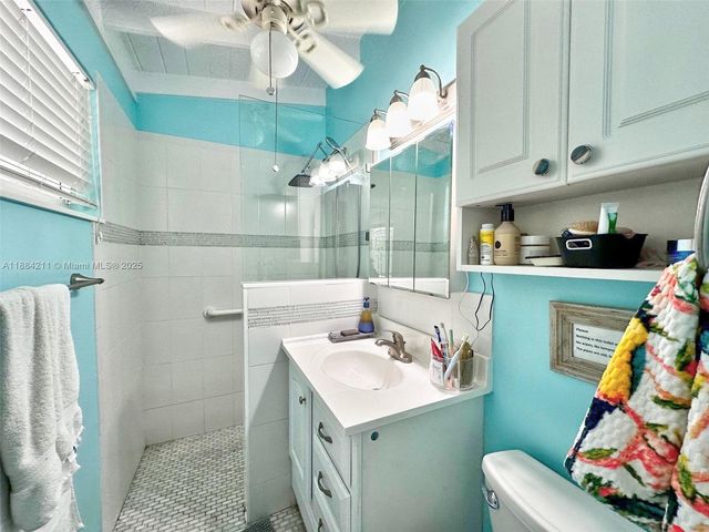 319 Woods Ave, Plantation Key, FL 33070