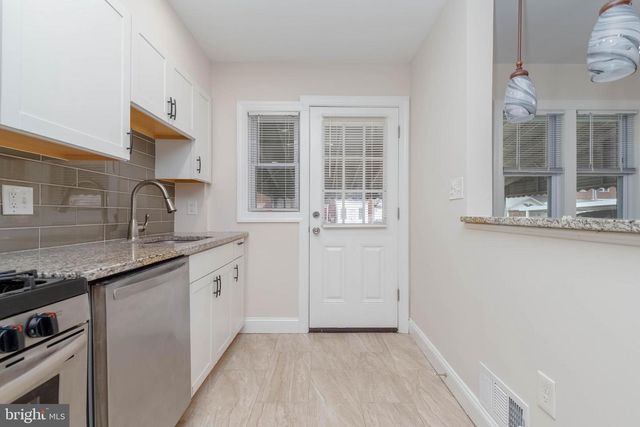 7832 LOCKWOOD RD, Dundalk, MD 21222