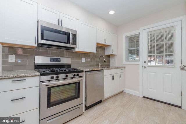 7832 LOCKWOOD RD, Dundalk, MD 21222