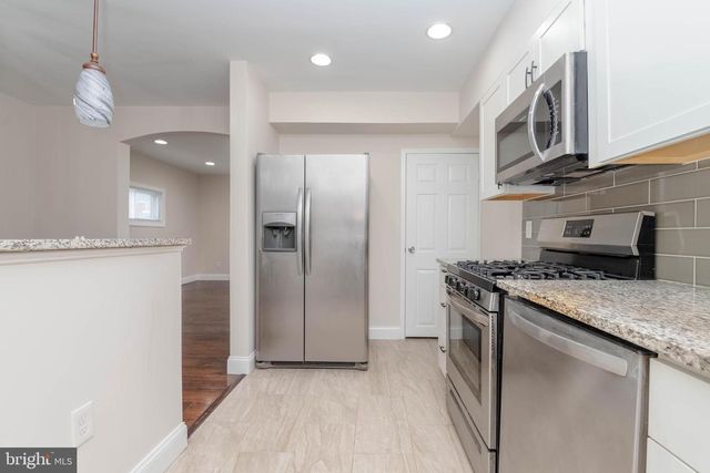 7832 LOCKWOOD RD, Dundalk, MD 21222