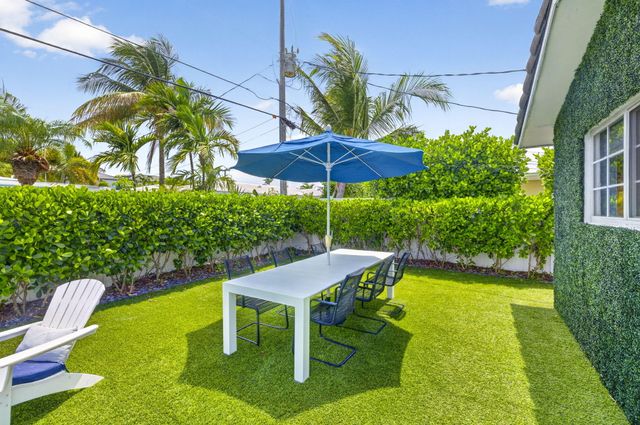 2917 NE 35th Court, Lighthouse Point, FL 33064