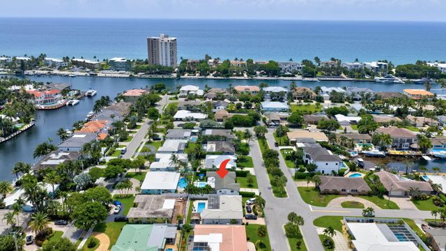 2917 NE 35th Court, Lighthouse Point, FL 33064