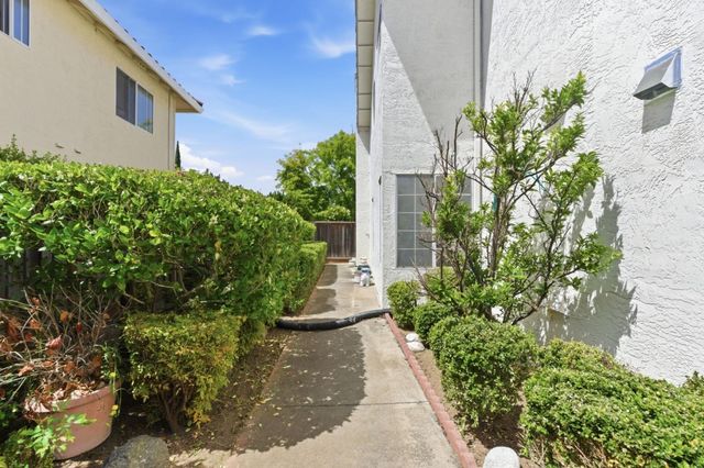 918 Westridge Drive, Milpitas, CA 95035