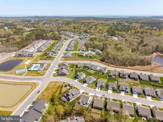 8 OLD FORGE DR, Ocean View, DE 19970