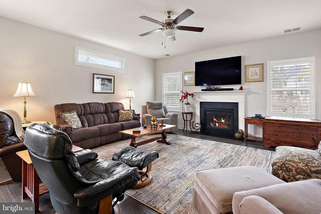 8 OLD FORGE DR, Ocean View, DE 19970