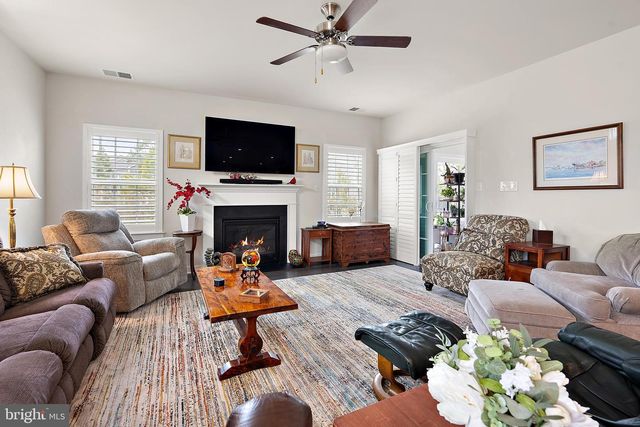 8 OLD FORGE DR, Ocean View, DE 19970
