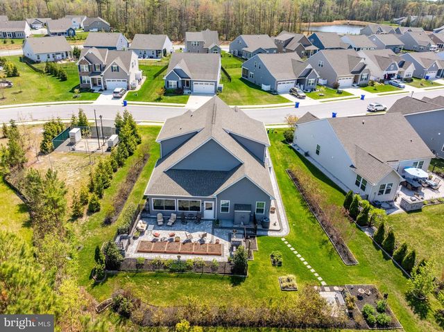 8 OLD FORGE DR, Ocean View, DE 19970