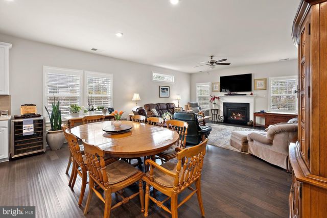 8 OLD FORGE DR, Ocean View, DE 19970