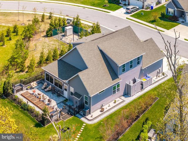 8 OLD FORGE DR, Ocean View, DE 19970
