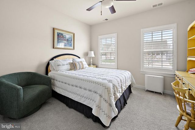 8 OLD FORGE DR, Ocean View, DE 19970