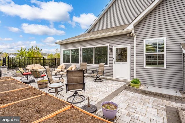 8 OLD FORGE DR, Ocean View, DE 19970