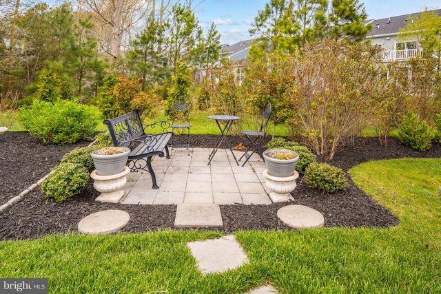 8 OLD FORGE DR, Ocean View, DE 19970