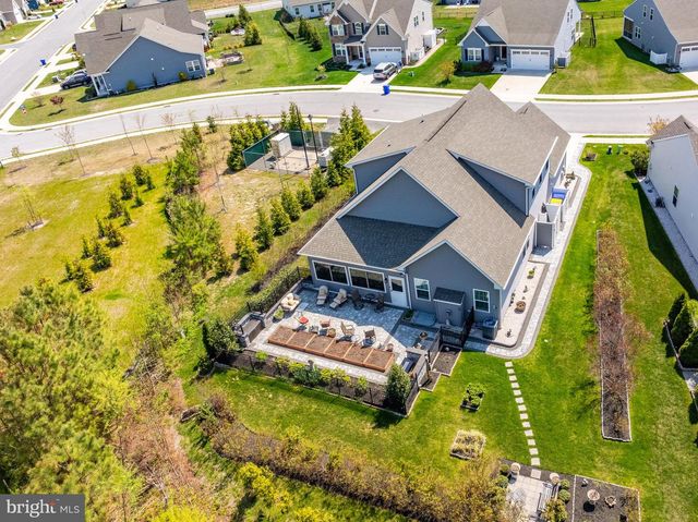 8 OLD FORGE DR, Ocean View, DE 19970