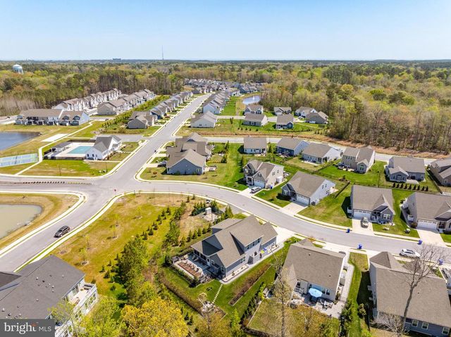 8 OLD FORGE DR, Ocean View, DE 19970