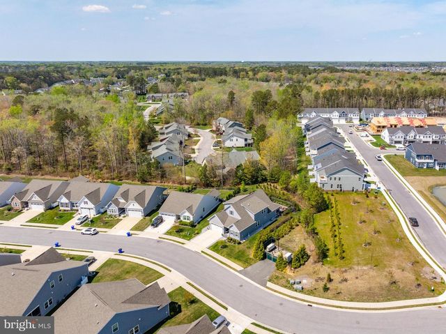 8 OLD FORGE DR, Ocean View, DE 19970