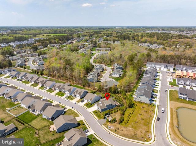 8 OLD FORGE DR, Ocean View, DE 19970
