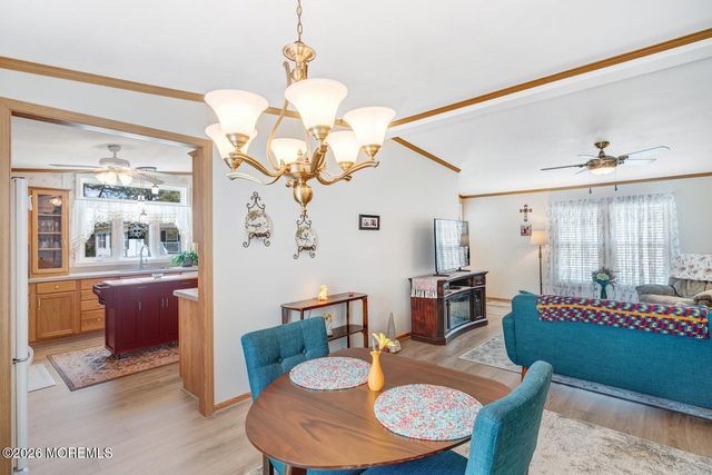 902 Oak Ridge Terrace, Whiting, NJ 08759