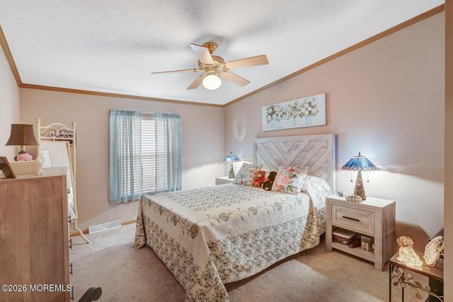 902 Oak Ridge Terrace, Whiting, NJ 08759
