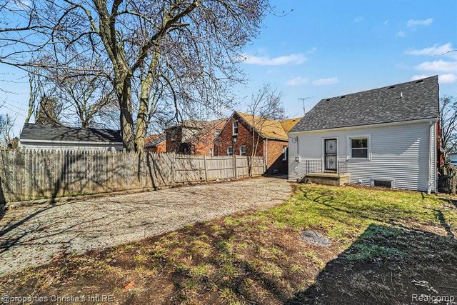 17147 Appoline Street, Detroit, MI 48235