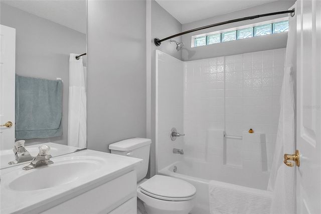 32 SHINNECOCK DRIVE, Palm Coast, FL 32137