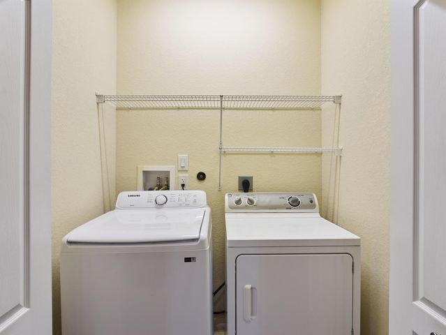 208 SW Otter Run Place, Stuart, FL 34997