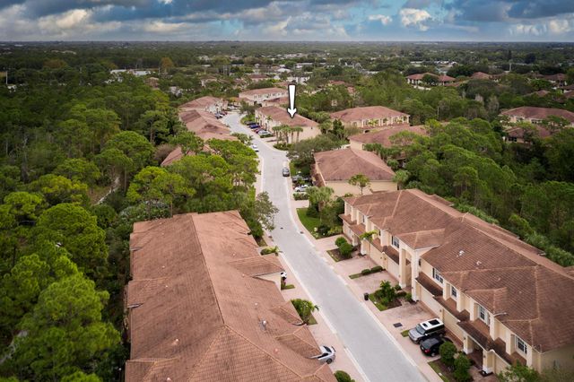 208 SW Otter Run Place, Stuart, FL 34997