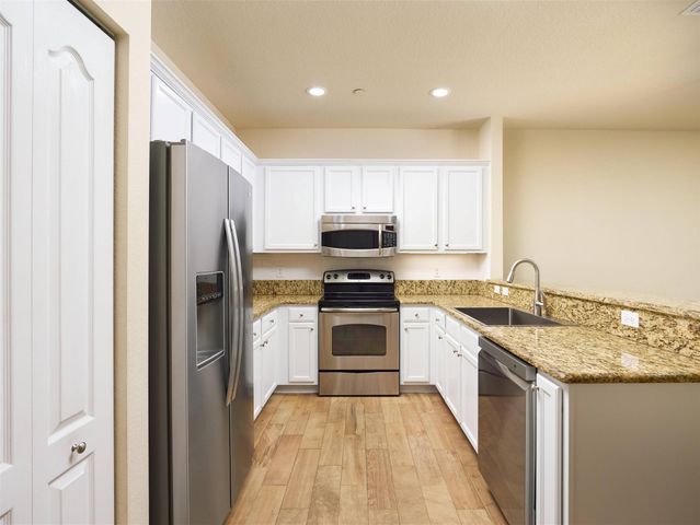 208 SW Otter Run Place, Stuart, FL 34997