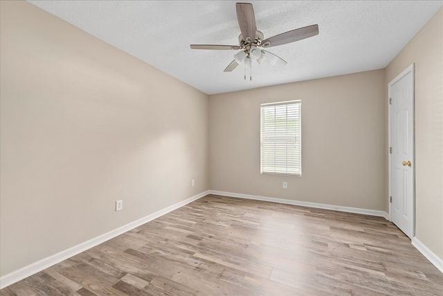 711 Dutch St, Dothan, AL 36301