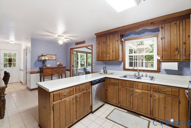 402 Aldengate Ct, Midlothian, VA 23114