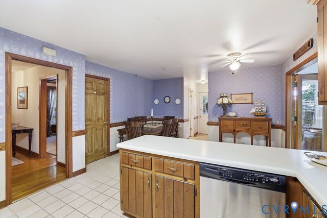 402 Aldengate Ct, Midlothian, VA 23114