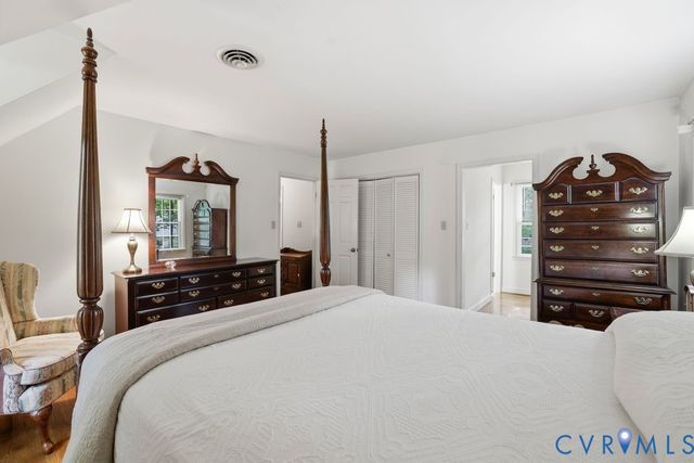 402 Aldengate Ct, Midlothian, VA 23114