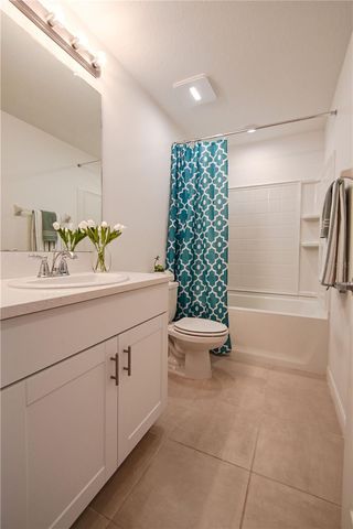 2282 ALEE LANE, Wesley Chapel, FL 33543